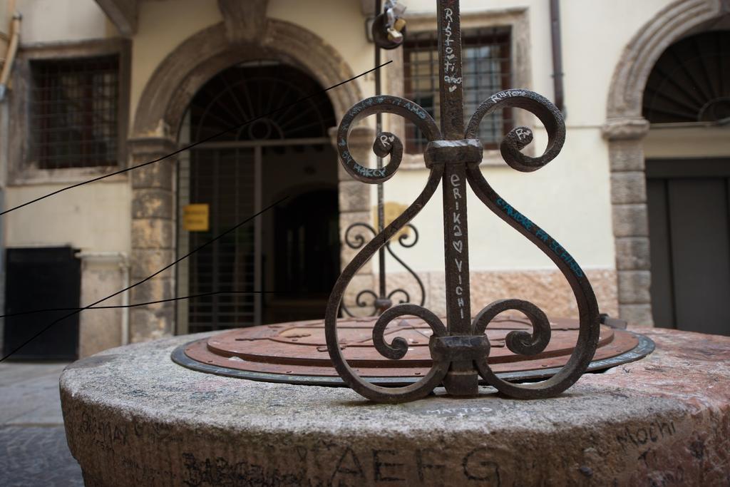 B&B Bijoux Verona Exterior foto